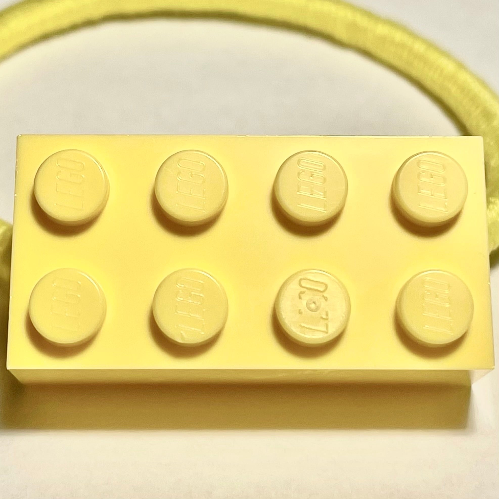 Pastel Yellow Bricklet — Hope